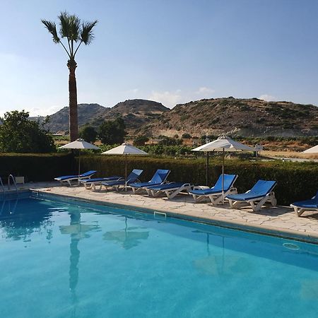 Vina Oliva Resort Pissouri Exterior foto